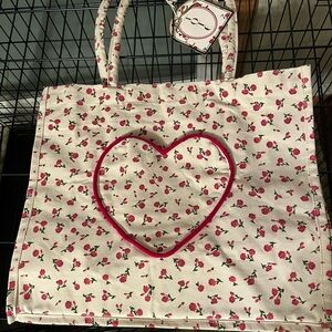Canvas Floral Tote Bag with Heart Design/ Front Pocket/ NWT